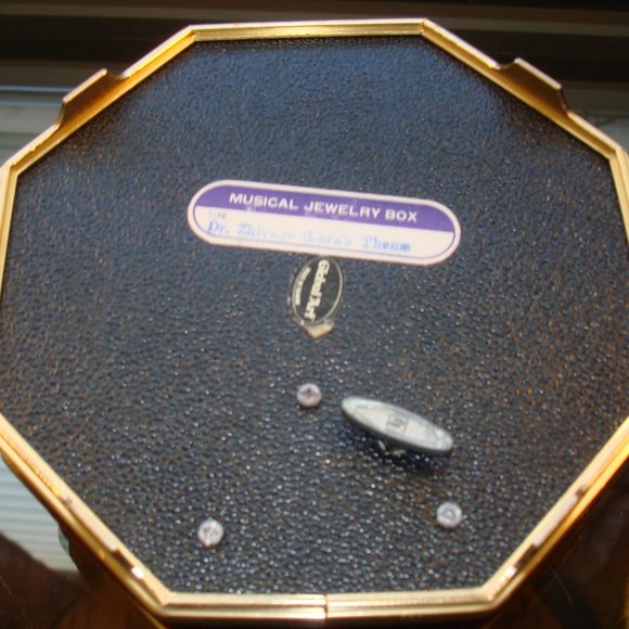 Velvet Jewelry Music Box Mirror Octagon Vintage Gift for her Memory trinket box - Picture 8 of 13